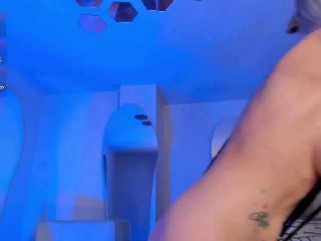 HannaConnor on BongaCams 
