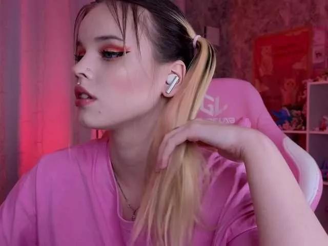 HannaCristal on BongaCams 