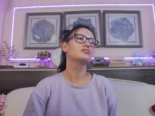 HellenDesire on BongaCams 