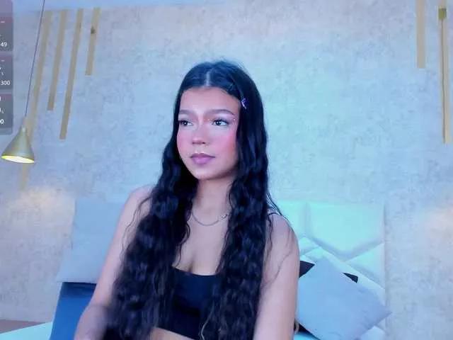 HelleniStype on BongaCams 