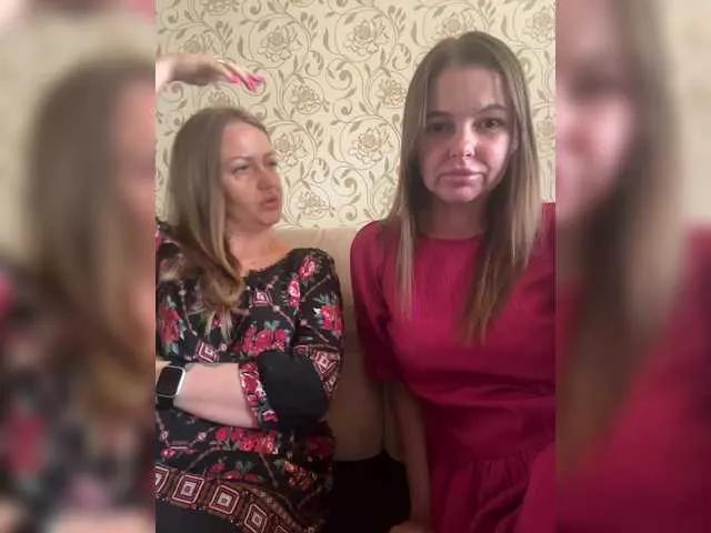 Hello-Kitti on BongaCams 