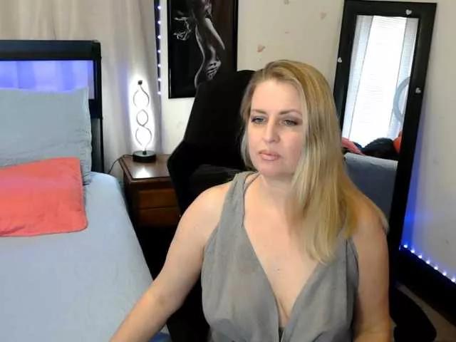 Holliekate on BongaCams 