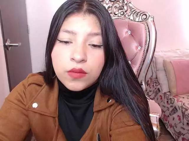 holly20a on BongaCams 