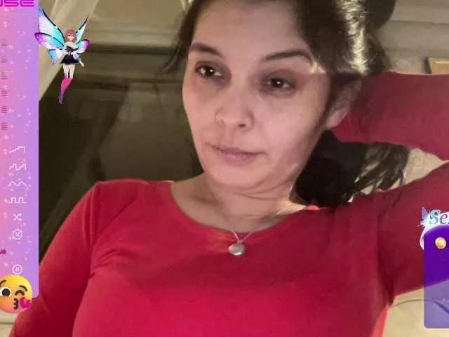Honeysnow38 on BongaCams 