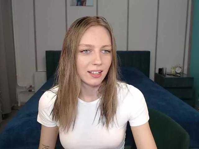 HotWillow on BongaCams 