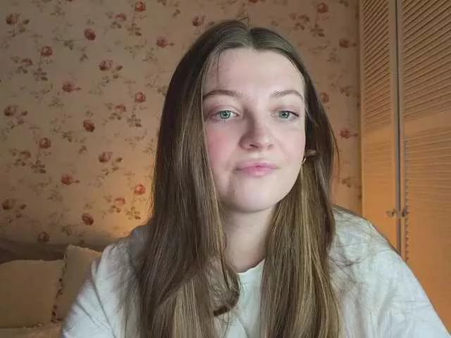 IamLovenda on BongaCams 