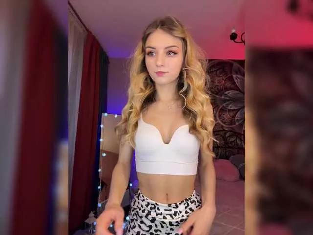 ilittleheara on BongaCams 