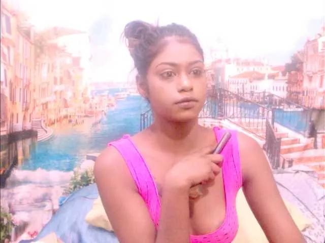 indiantatianna on BongaCams 