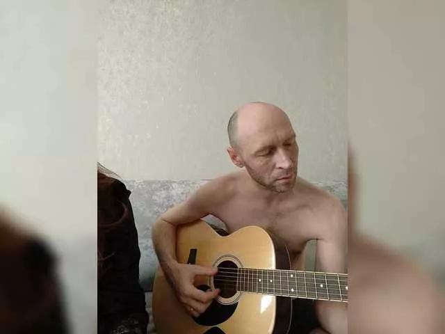 Innokentiy449 on BongaCams 