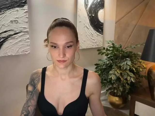 InRina on BongaCams 