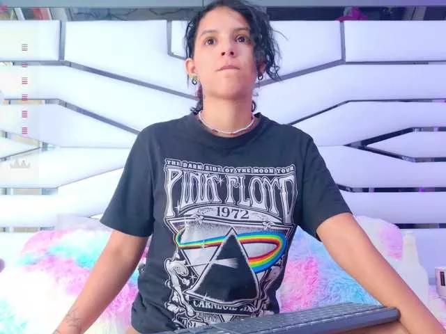 IrisRoss on BongaCams 