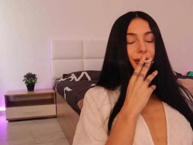 Ivy-Kaelani on BongaCams 