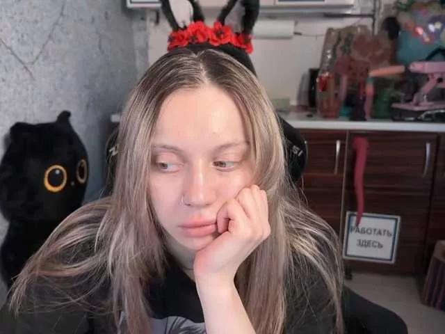 jellyPriestess on BongaCams 