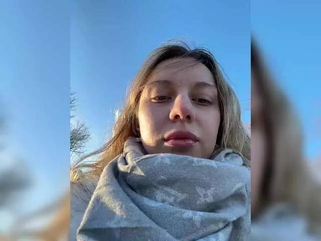 jellyPriestess on BongaCams 