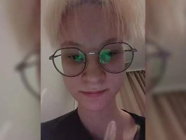 jillari on BongaCams 