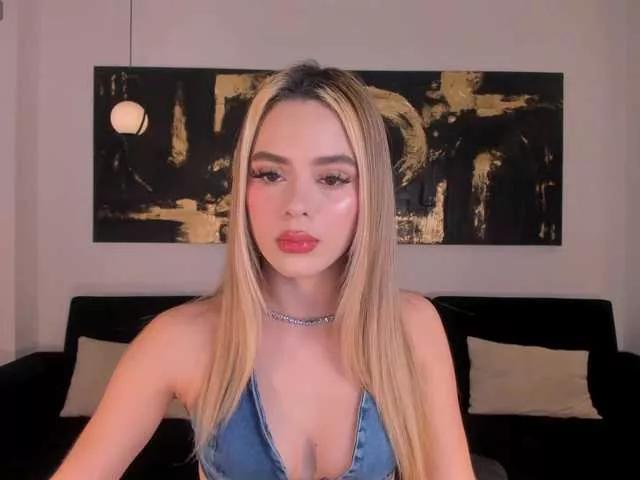 JuanitaClay on BongaCams 