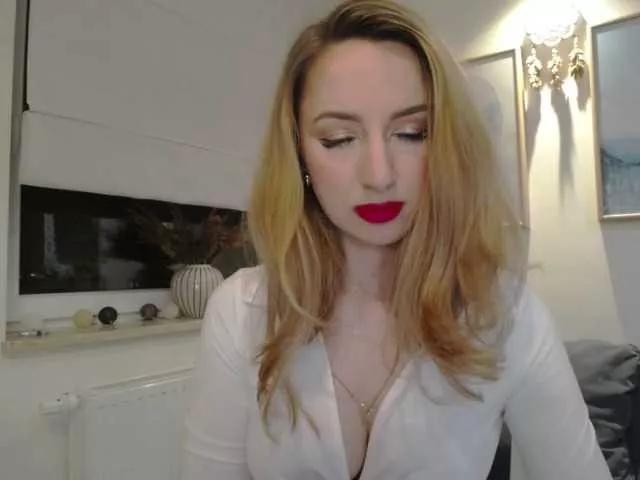 JulietteGlow on BongaCams 