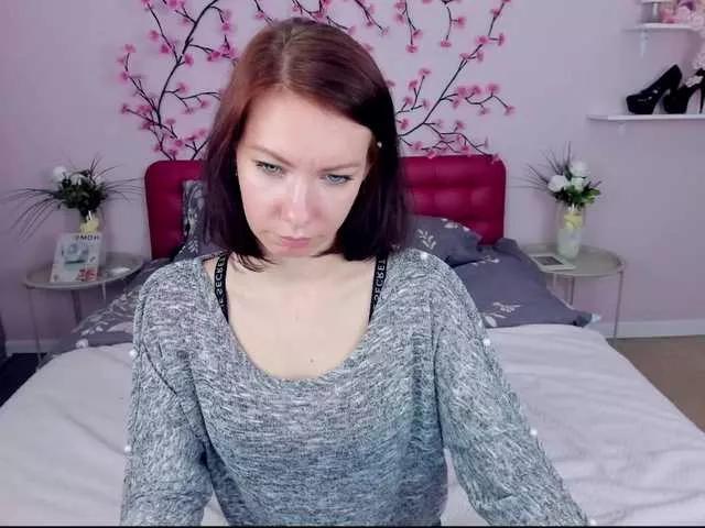 JullieFlow on BongaCams 