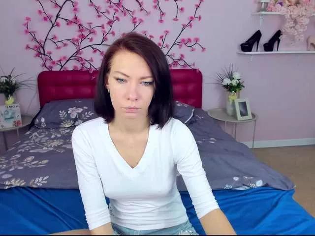 JullieFlow on BongaCams 