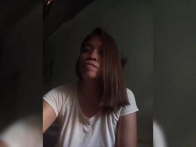 kath02 on BongaCams 