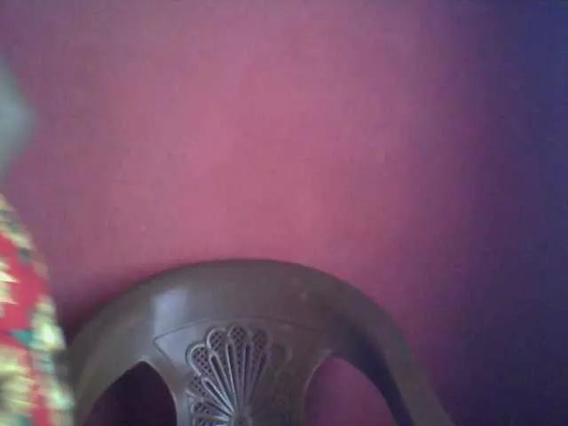 Kazy01 on BongaCams 