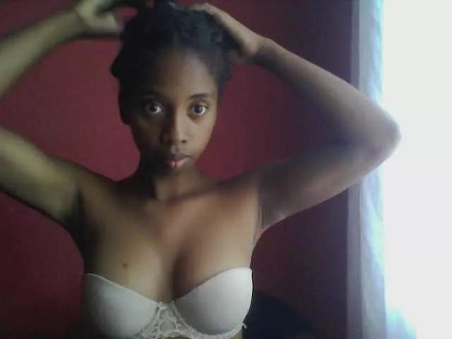 Kazy01 on BongaCams 