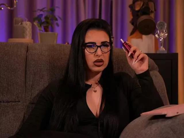 KellyKent on BongaCams 
