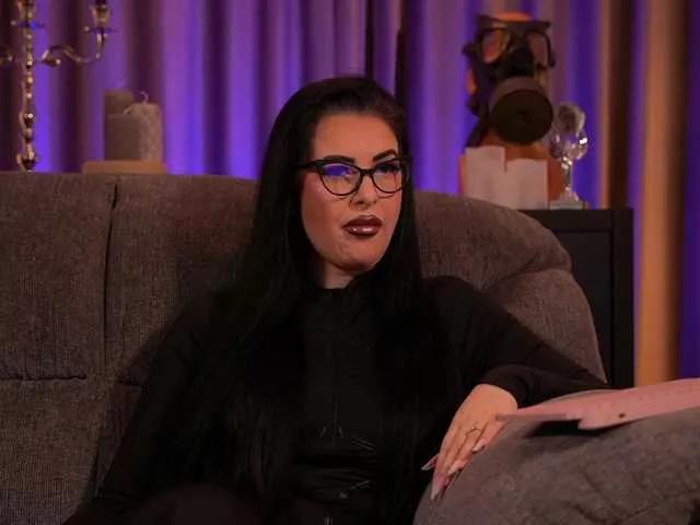 KellyKent on BongaCams 