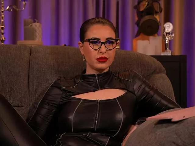 KellyKent on BongaCams 