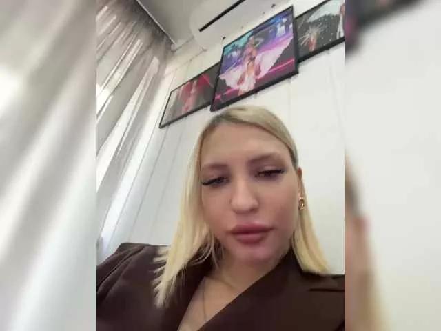 KettyPretty25 on BongaCams 