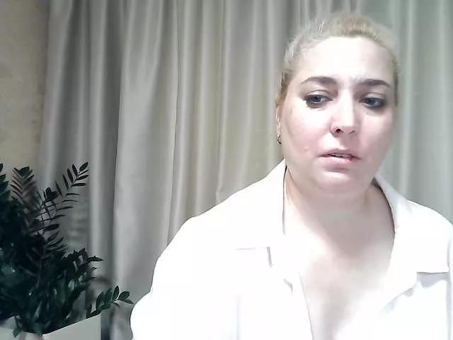Freechat KickaIricka on BongaCams