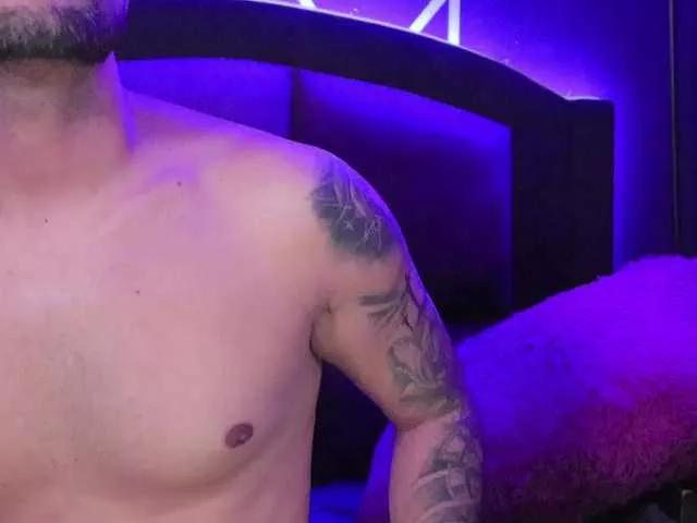 KikiandMax on BongaCams 