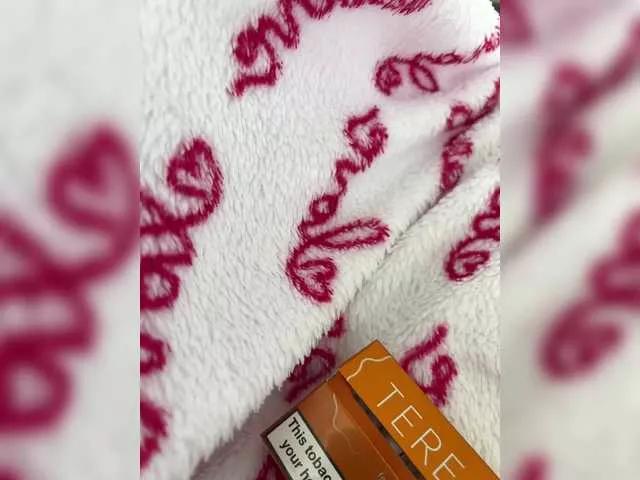 Kimcandy on BongaCams 