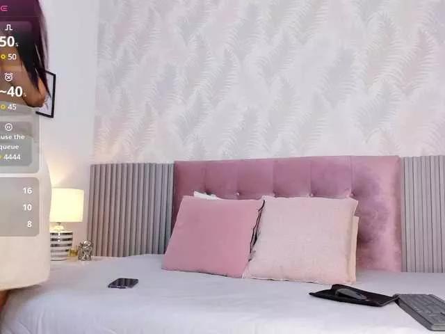 Kimiekaboom on BongaCams 