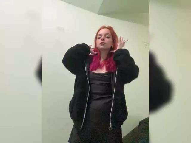 KiraSaud69 on BongaCams 