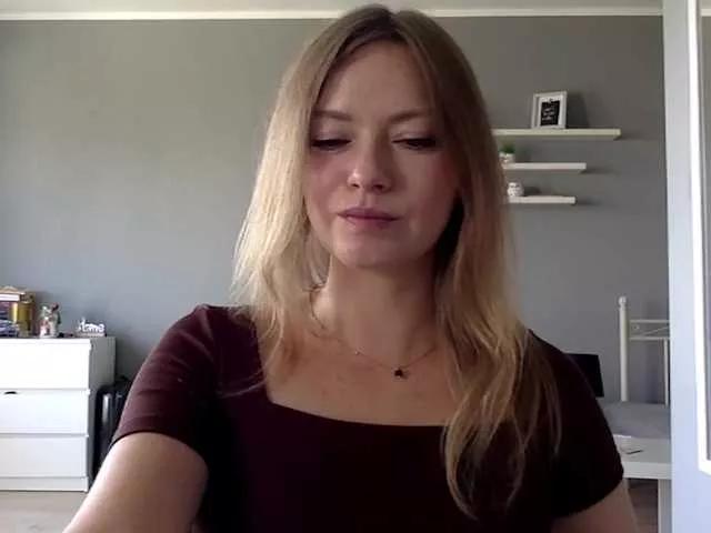 kissMillie on BongaCams 