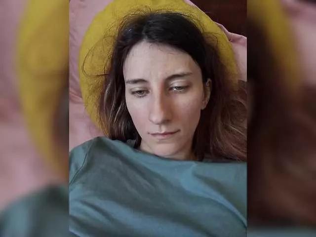 Kitty2044 on BongaCams 