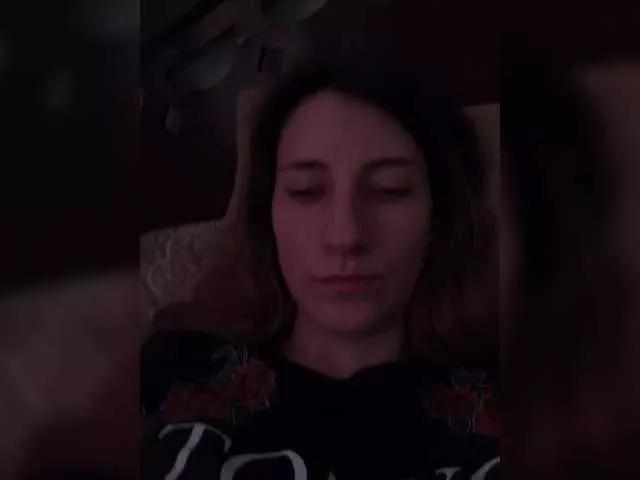 Kitty2044 on BongaCams 