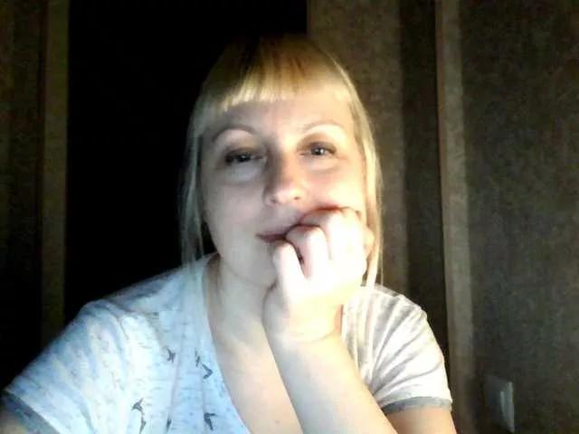 krisss2016 on BongaCams 