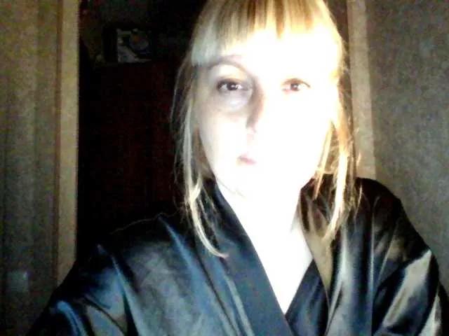 krisss2016 on BongaCams 