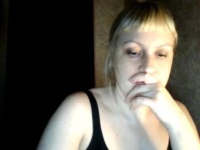 krisss2016 on BongaCams 