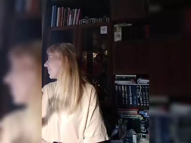 Offline krohaalenaa on BongaCams