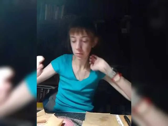 Offline krohaalenaa on BongaCams