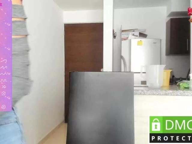 kylieloved22 on BongaCams 