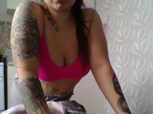 Offline l0ve-l0ver on BongaCams