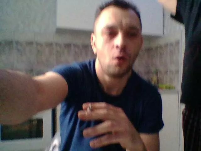 Offline l0ve-l0ver on BongaCams