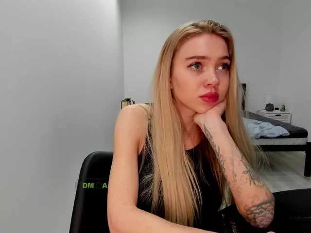 ladayy on BongaCams 