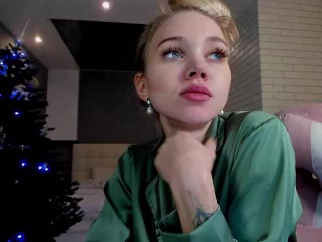 ladayy on BongaCams 