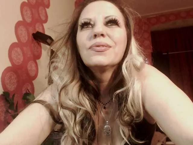 LadyVelvet on BongaCams 