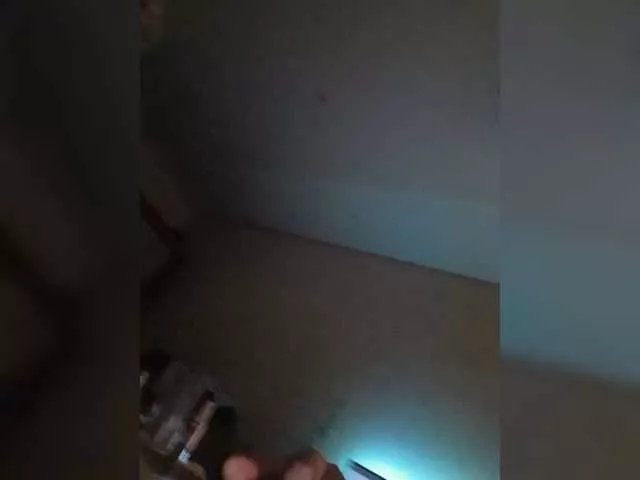 Offline Laef1881 on BongaCams